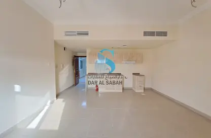Apartment - Studio - 1 Bathroom for rent in Bukhara Street - Al Nahda - Sharjah