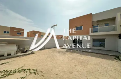 Villa - 3 Bedrooms - 4 Bathrooms for rent in Manazel Al Reef 2 - Al Samha - Abu Dhabi