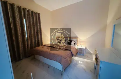 شقة - 2 غرف نوم - 2 حمامات للايجار في مساكن كورنيش عجمان - طريق كورنيش عجمان - عجمان