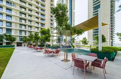 Apartment - 3 Bedrooms - 3 Bathrooms for sale in Marina Vista - EMAAR Beachfront - Dubai Harbour - Dubai