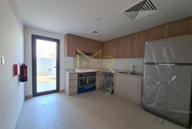 14196030 - Property Image 2