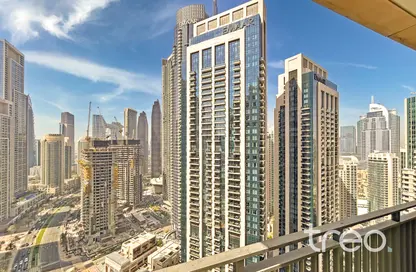 Apartment - 2 Bedrooms - 3 Bathrooms for rent in Boulevard Crescent Tower 1 - BLVD Crescent - Downtown Dubai - Dubai