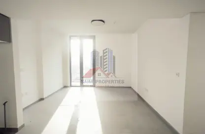 Apartment - 2 Bedrooms - 3 Bathrooms for rent in The Boulevard 1 - Aljada - Sharjah