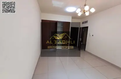 Apartment - 2 Bedrooms - 2 Bathrooms for rent in Al Jurf 2 - Al Jurf - Ajman Downtown - Ajman