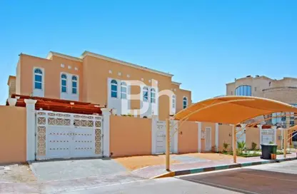 فيلا - 3 غرف نوم - 4 حمامات للايجار في فيلات معسكر آل نهيان - معسكر آل نهيان - أبوظبي
