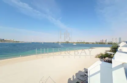 Villa - 5 Bedrooms - 6 Bathrooms for rent in Palma Residences - Palm Jumeirah - Dubai