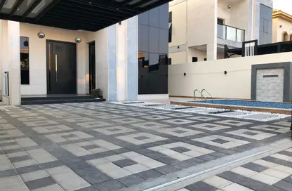 فيلا - 5 غرف نوم - 6 حمامات للبيع في 3  الروضة - الروضة - عجمان