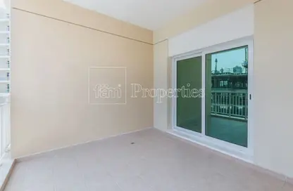 Empty Room image for: Apartment - 2 Bedrooms - 3 Bathrooms for sale in Mazaya 6 - Queue Point - Dubai Land - Dubai, Image 1