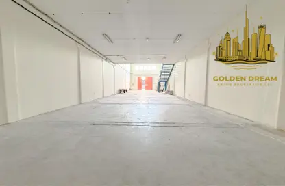 مستودع - استوديو - 1 حمام للايجار في القوز - دبي