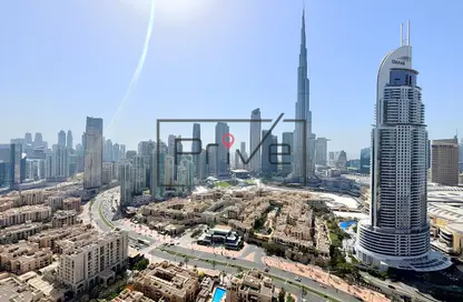 Apartment - 2 Bedrooms - 2 Bathrooms for rent in Burj Royale - Downtown Dubai - Dubai
