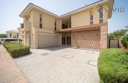 Villa - 5 Bedrooms - 6 Bathrooms for rent in Sienna Views - Fire - Jumeirah Golf Estates - Dubai
