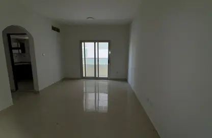 Apartment - 2 Bedrooms - 2 Bathrooms for rent in Al Jurf 2 - Al Jurf - Ajman Downtown - Ajman