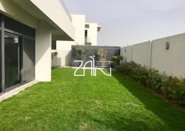 Villa - 4 bedrooms - 5 bathrooms for rent in West Yas - Yas Island - Abu Dhabi