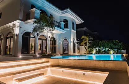 Villa - 5 Bedrooms - 6 Bathrooms for sale in Garden Homes Frond L - Garden Homes - Palm Jumeirah - Dubai