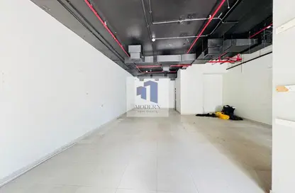 متجر - استوديو - 1 حمام للايجار في التلال 12 - جميرا 1 - جميرا - دبي