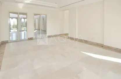 Empty Room image for: Villa - 5 Bedrooms - 6 Bathrooms for sale in Meadows 6 - Meadows - Dubai, Image 1