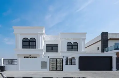 فيلا - 5 غرف نوم - 6 حمامات للايجار في القرية الغربية - الفرجان - دبي