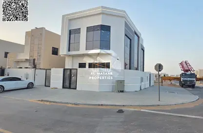 Villa - 4 Bedrooms - 6 Bathrooms for rent in Al Helio 2 - Al Helio - Ajman