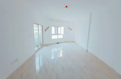 Apartment - 1 Bedroom - 2 Bathrooms for rent in Al Nada Tower - Al Nahda - Sharjah