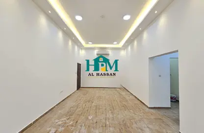 شقة - 3 غرف نوم - 3 حمامات للايجار في مدينة الرياض - أبوظبي