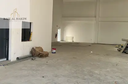 Warehouse - Studio - 1 Bathroom for rent in Umm Al Thuoob - Umm Al Quwain