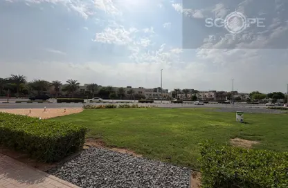 Shop - Studio - 1 Bathroom for rent in Q01 - France Cluster - International City - Dubai