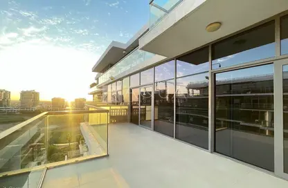 شقة - 2 غرف نوم - 4 حمامات للايجار في جولف هوريزون برج أ - جولف هوريزون - غولف تاون - داماك هيلز - دبي