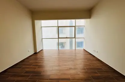 Penthouse - 3 Bedrooms - 4 Bathrooms for rent in Cornich Al Khalidiya - Al Khalidiya - Abu Dhabi