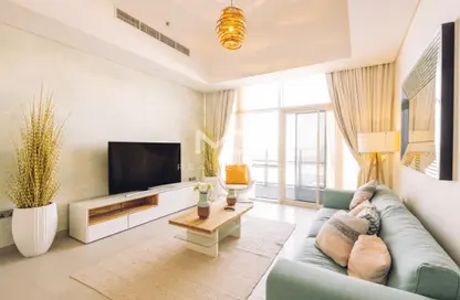 Living Room image for: Apartment - 1 Bedroom - 2 Bathrooms for sale in Lamar Residences - Al Seef - Al Raha Beach - Abu Dhabi, Image 1