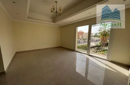 فيلا - 5 غرف نوم - 6 حمامات للايجار في شارع شاطئ جميرا - الجميرا - دبي