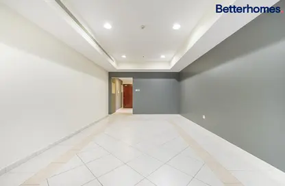 Empty Room image for: Apartment - 2 Bedrooms - 3 Bathrooms for rent in Princess Tower - Dubai Marina - Dubai, Image 1
