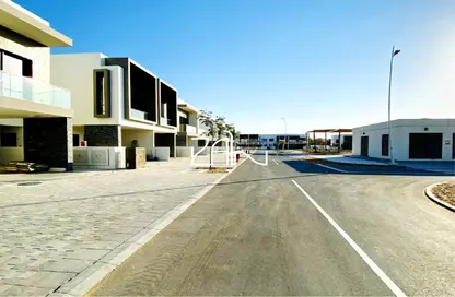 Townhouse - 3 Bedrooms - 4 Bathrooms for sale in The Cedars - Yas Acres - Yas Island - Abu Dhabi