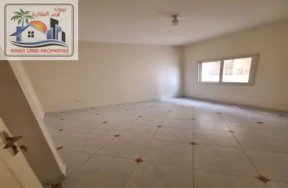 Apartment - 2 Bedrooms - 3 Bathrooms for rent in Al Majaz 3 - Al Majaz - Sharjah