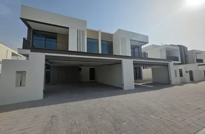Villa - 4 Bedrooms - 5 Bathrooms for sale in Tilal Al Furjan - Al Furjan - Dubai