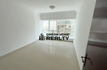 Apartment - 1 Bedroom - 2 Bathrooms for rent in Al Taawun - Sharjah