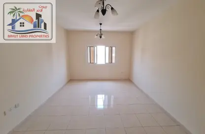 شقة - غرفة نوم - 2 حمامات للايجار في الثاني مويلح - تجارية مويلح - الشارقة