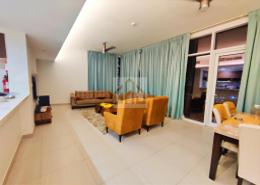 صورةغرفة المعيشة / غرفة الطعام لـ: شقة - 3 غرف نوم - 4 حمامات للبيع في مساكن بارك غايت - الكفاف - دبي, صورة 1