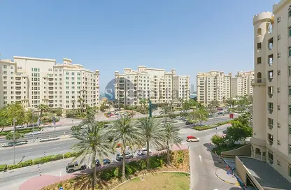 Apartment - 3 Bedrooms - 4 Bathrooms for sale in Abu Keibal - Shoreline Apartments - Palm Jumeirah - Dubai