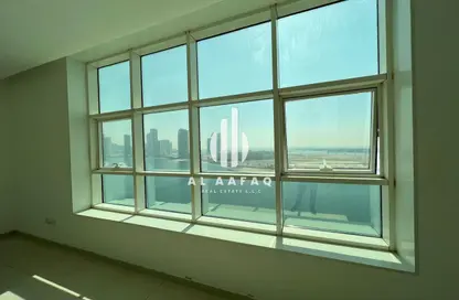 Apartment - 3 Bedrooms - 4 Bathrooms for rent in Al Khan Corniche - Al Khan - Sharjah