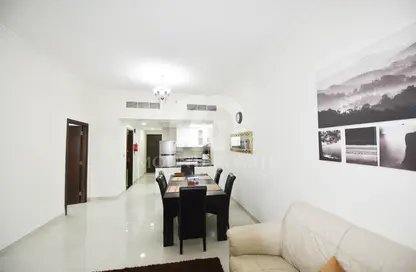 شقة - غرفة نوم - 2 حمامات للبيع في منطقة 11 - قرية الجميرا سركل - دبي