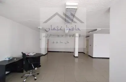 Office Space - Studio - 1 Bathroom for rent in Al Najda Street - Abu Dhabi