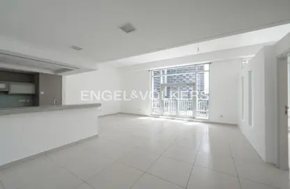 Apartment - 1 Bedroom - 2 Bathrooms for rent in The Lofts Podium - The Lofts - Downtown Dubai - Dubai