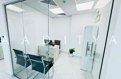 مكتب - استوديو - 1 حمام للايجار في فاطمه محمد احمد بن سليمان - الرفاعة - بر دبي - دبي