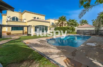Villa - 4 Bedrooms - 5 Bathrooms for rent in Legacy - Jumeirah Park - Dubai