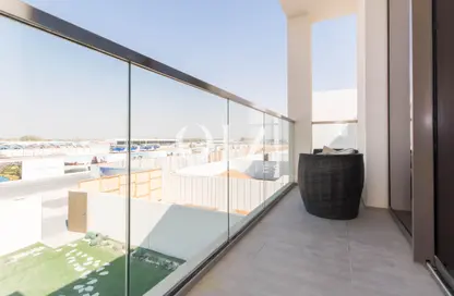Balcony image for: Townhouse - 3 Bedrooms - 3 Bathrooms for rent in The Cedars - Yas Acres - Yas Island - Abu Dhabi, Image 1