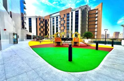 Apartment - 1 Bedroom - 2 Bathrooms for rent in Sama Al Jaddaf - Al Jaddaf - Dubai