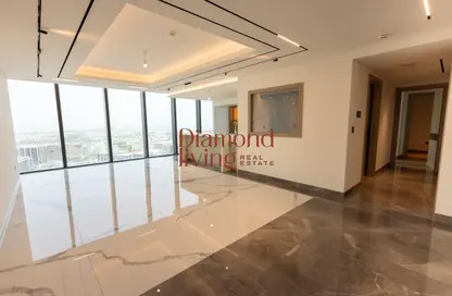 Apartment - 4 Bedrooms - 5 Bathrooms for rent in The S Tower - Dubai Internet City - Dubai