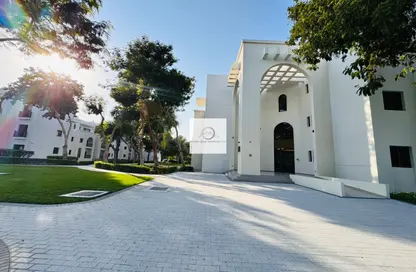 Apartment - 2 Bedrooms - 2 Bathrooms for rent in The Gardens Buildings - The Gardens - Dubai