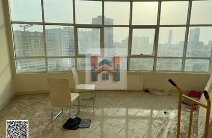 Apartment - 1 Bedroom - 2 Bathrooms for rent in Orient Tower 1 - Orient Towers - Al Bustan - Ajman
