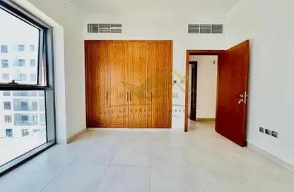 Office Space - Studio - 1 Bathroom for rent in Sheikh Zayed Road - Dubai